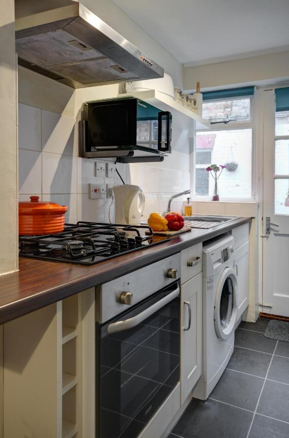 Pansy Cottage In Historic Tewkesbury - Sleeps 5 - Pets Welcome ภายนอก รูปภาพ